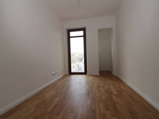 Wohnung zur Miete 645 € 4 Zimmer 92 m² frei ab 01.09.2026 Heubnerstraße 2 Hammervorstadt Plauen 08525