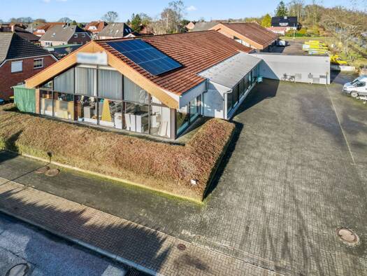 Ladenfläche zum Kauf provisionsfrei 519.000 € 543 m² Verkaufsfläche Glüsinger Ring 1 Hohenwestedt 24594