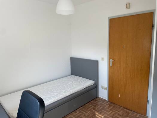 Wohnung zur Miete 380 € 1 Zimmer 11,4 m² 2 Geschosse frei ab sofort Nieder-Ramstadt Mühltal 64367