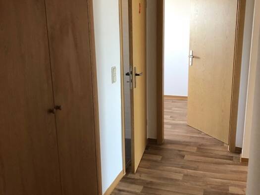 Wohnung zur Miete 293 € 3 Zimmer 59,5 m² 3. Geschoss frei ab sofort Mühlberg 11 Steutz Zerbst/Anhalt 39264