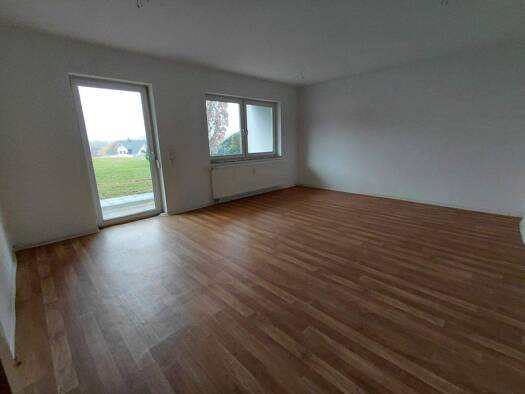 Studio zur Miete 310 € 1 Zimmer 52 m² 1. Geschoss frei ab sofort Altlußheimring 63 Gersdorf 09355