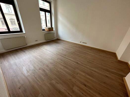 Wohnung zur Miete 380 € 3 Zimmer 63,4 m² frei ab 01.04.2026 Lohrstraße 3 Schloßchemnitz Chemnitz 09113