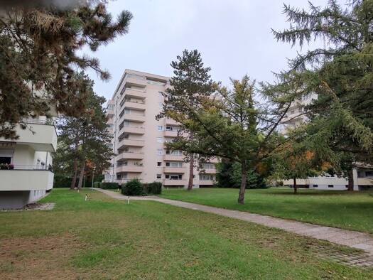 Wohnung zum Kauf provisionsfrei 415.000 € 4,5 Zimmer 101 m² Geschoss 2/8 Roter-Brach-Weg 89 Westenviertel Regensburg 93049