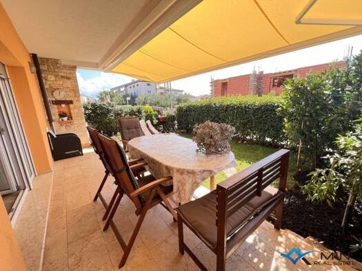 Haus zum Kauf 390.000 € 3 Zimmer 104 m² Novigrad