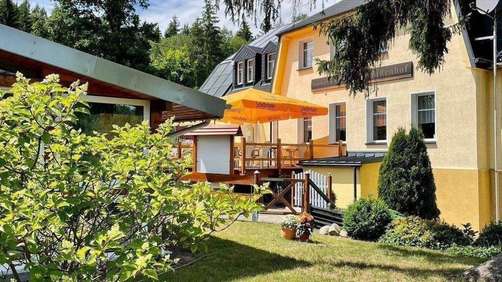 Haus zum Kauf provisionsfrei 390.000 € 15 Zimmer 475 m² 5.110 m² Grundstück An der Talsperre 2 Klingenberg 01774