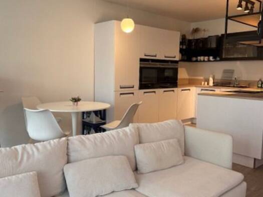 Wohnung zur Miete 895 € 2 Zimmer 76,8 m² Ingolstadt Ingolstadt 85057