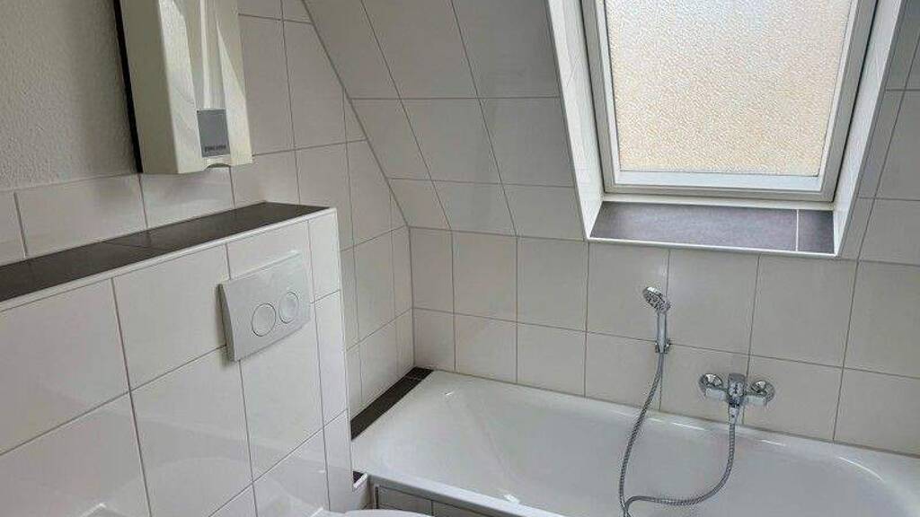 Wohnung zur Miete 740 € 3 Zimmer 70,3 m² frei ab 08.03.2026 Lütgenholthauser Str. 1 Hombruch Dortmund 44225