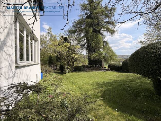 Mehrfamilienhaus zum Kauf 555.200 € 13 Zimmer 289,7 m² 2.432 m² Grundstück Steinfischbach Waldems 65529