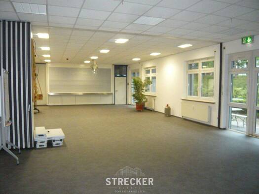 Bürofläche zur Miete provisionsfrei 2.590 m² Bürofläche Blankenloch Stutensee 76297