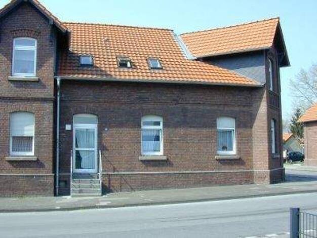 Wohnung zur Miete nur mit Wohnberechtigungsschein 380 € 3,5 Zimmer 66,9 m² 1. Geschoss Arenbergstraße 12 Batenbrock Bottrop 46238