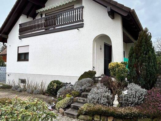 Einfamilienhaus zum Kauf 840.000 € 6,5 Zimmer 165 m² 798 m² Grundstück frei ab 01.05.2026 Rheinfelden Rheinfelden (Baden) 79618