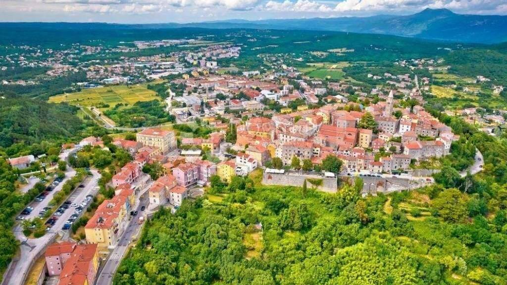 Land-/Forstwirtschaft zum Kauf 185.000 € Labin