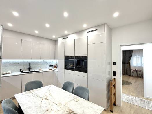 Wohnung zum Kauf 468.900 € 3 Zimmer 93,2 m² 2. Geschoss frei ab sofort Zuffenhausen Zuffenhausen 70435
