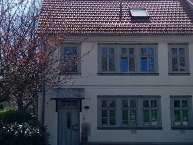 Reihenendhaus zum Kauf 250.000 € 6 Zimmer 136,9 m² 179 m² Grundstück Friedrichroda Friedrichroda 99894