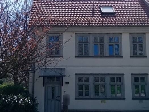 Reihenendhaus zum Kauf 250.000 € 6 Zimmer 136,9 m² 179 m² Grundstück Friedrichroda 99894