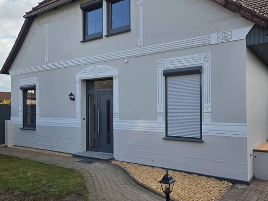Einfamilienhaus zum Kauf 399.000 € 7 Zimmer 260 m² 890 m² Grundstück frei ab sofort Diepholzer Straße Sulingen 27232