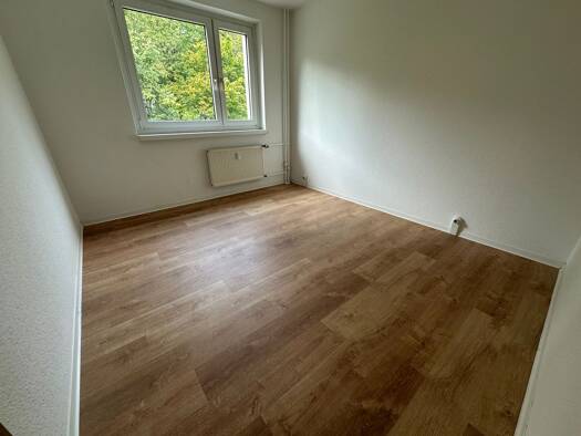 Wohnung zur Miete 290 € 3 Zimmer 55,8 m² 3. Geschoss frei ab 01.01.2027 Am Stadtpark 72 Helbersdorf Helbersdorf 09120