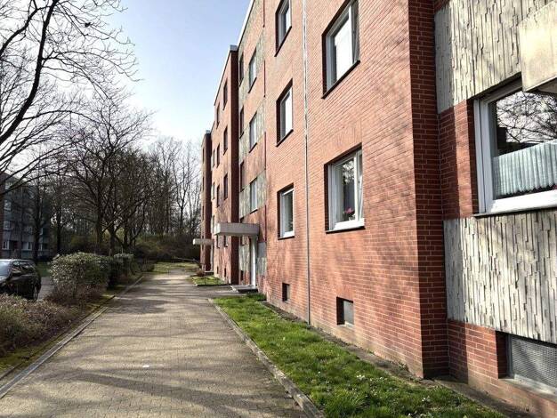 Wohnung zur Miete nur mit Wohnberechtigungsschein 406 € 3,5 Zimmer 75,6 m² 1. Geschoss frei ab 01.04.2026 Storchenring 51 Sterkrade-Nord Oberhausen 46145