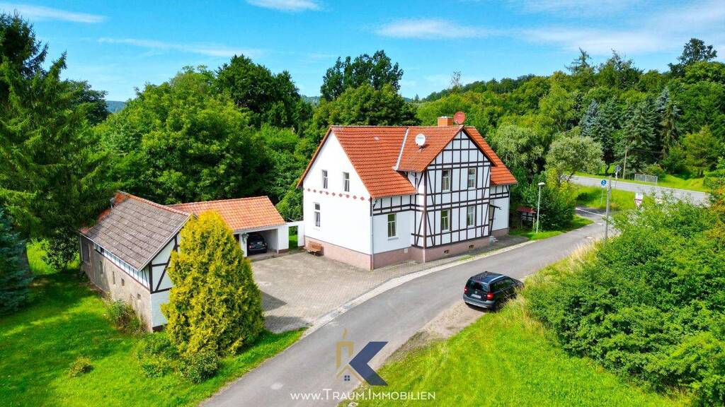 Mehrfamilienhaus zum Kauf 129.900 € 9 Zimmer 194 m² 712 m² Grundstück Bernterode Breitenworbis 37339