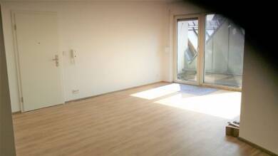 Wohnung zur Miete 660 € 2 Zimmer 70 m² 3. Geschoss frei ab 15.08.2025 Homburg Homburg 66424