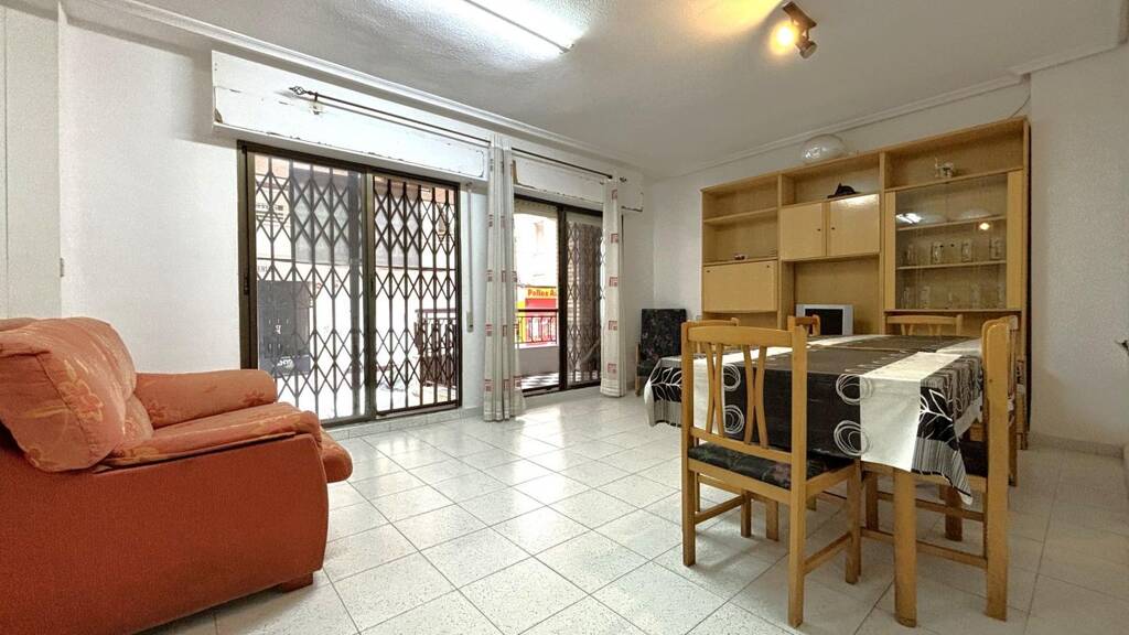 Wohnung zum Kauf provisionsfrei 134.999 € 100 m² Calle RAMON GALLUD, 221 Torrevieja 03180