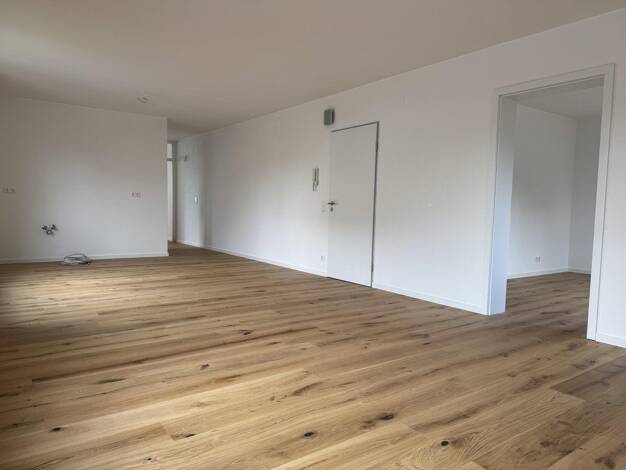 Wohnung zur Miete 1.300 € 3 Zimmer 75 m² EG Friedrichshafen Friedrichshafen 88046