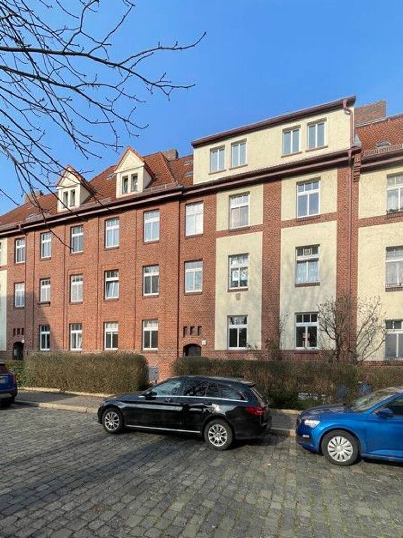 Wohnung zur Miete 739 € 2,5 Zimmer 55,8 m² Dachgeschoss frei ab 31.05.2025 Gneisenaustraße 3 Jena - Nord Jena 07743