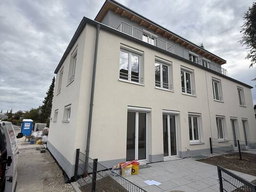 Reihenhaus zur Miete - Erstbezug 2.750 € 5 Zimmer 108 m² frei ab 01.11.2026 Sonnenblumenstraße 53 Hadern München 81377