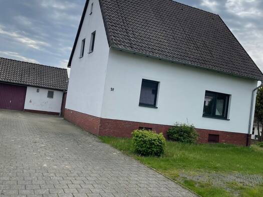 Wohnung zur Miete 580 € 2,5 Zimmer 60 m² frei ab 01.05.2026 Haßbergen 31626