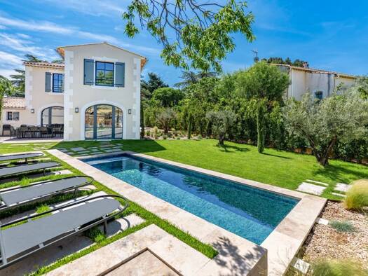 Einfamilienhaus zum Kauf 2.970.000 € 7 Zimmer 220 m² 620 m² Grundstück EYGALIERES 13810