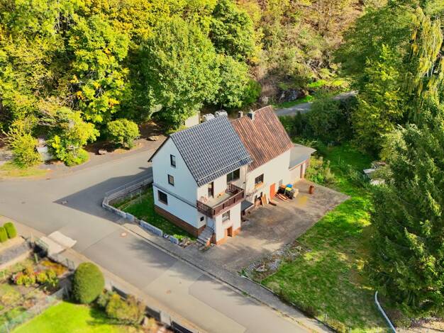 Einfamilienhaus zum Kauf 160.000 € 120 m² 669 m² Grundstück Medenbach Breitscheid 35767