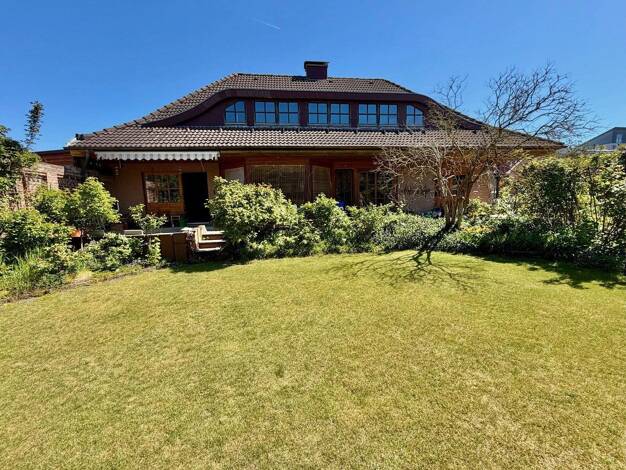Einfamilienhaus zum Kauf provisionsfrei 340.000 € 5 Zimmer 143 m² 779 m² Grundstück Nienburg Nienburg (Weser) 31582