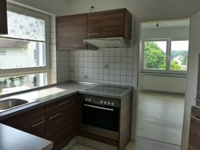 Wohnung zur Miete 595 € 2,5 Zimmer 90 m² 1. Geschoss frei ab 01.09.2025 Bünde 32257