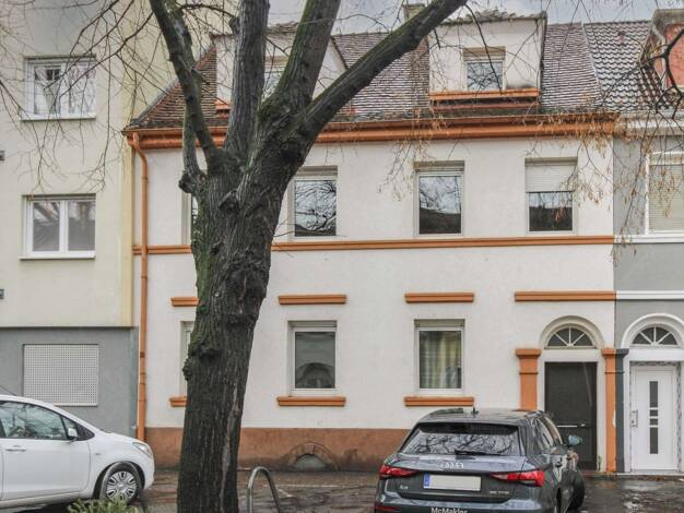 Mehrfamilienhaus zum Kauf als Kapitalanlage geeignet 399.000 € 6 Zimmer 153 m² 160 m² Grundstück Frankenthal 67227