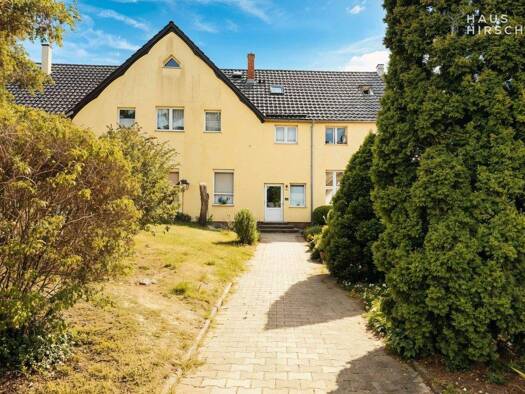 Mehrfamilienhaus zum Kauf als Kapitalanlage geeignet 998.000 € 833 m² 2.275 m² Grundstück Bad Dürrenberg 06231