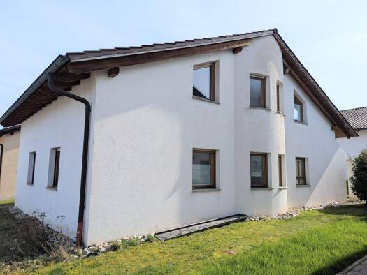 Einfamilienhaus zum Kauf 450.000 € 7 Zimmer 168,1 m² 352 m² Grundstück Ötisheim 75443