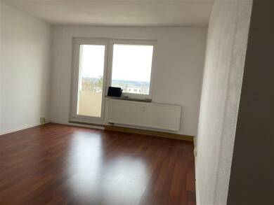 Wohnung zur Miete 287 € 3 Zimmer 56,2 m² 5. Geschoss Westbergstraße 38 Crimmitschau Crimmitschau 08451