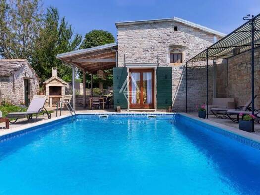 Einfamilienhaus zum Kauf 590.000 € 6 Zimmer 280 m² Gračišće Gračišće 52403