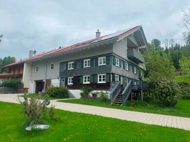 Mehrfamilienhaus zum Kauf 1.100.000 € 9 Zimmer 274,3 m² 2.506 m² Grundstück Bischlecht Grünenbach 88167