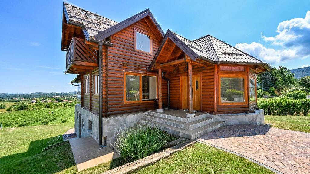 Einfamilienhaus zum Kauf 360.000 € 4 Zimmer 270 m² 5.100 m² Grundstück Zagreb 49240