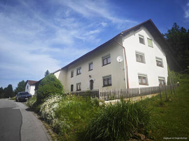 Bauernhaus zum Kauf 149.000 € 6 Zimmer 150 m² 1.100 m² Grundstück Spiegelau Spiegelau 94518