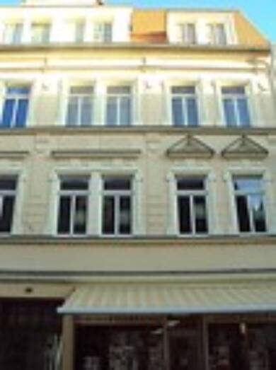 Wohnung zur Miete 350 € 2 Zimmer 55,2 m² 1. Geschoss frei ab 01.07.2025 Hauptstraße 38 Innenstadt Riesa 01589
