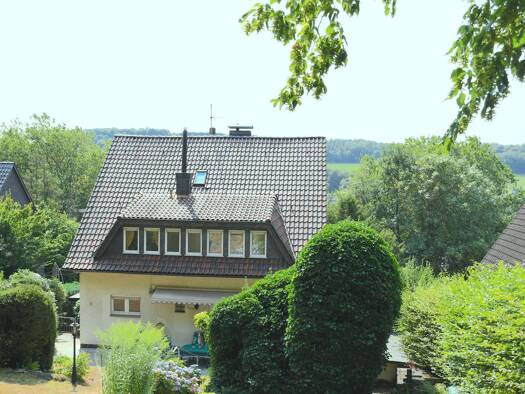 Einfamilienhaus zum Kauf 324.000 € 7 Zimmer 165 m² 1.052 m² Grundstück Voerde Ennepetal 58256