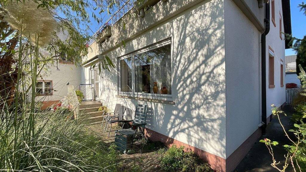 Einfamilienhaus zum Kauf provisionsfrei 495.000 € 6 Zimmer 172,2 m² 867 m² Grundstück Grißheim Neuenburg am Rhein 79395