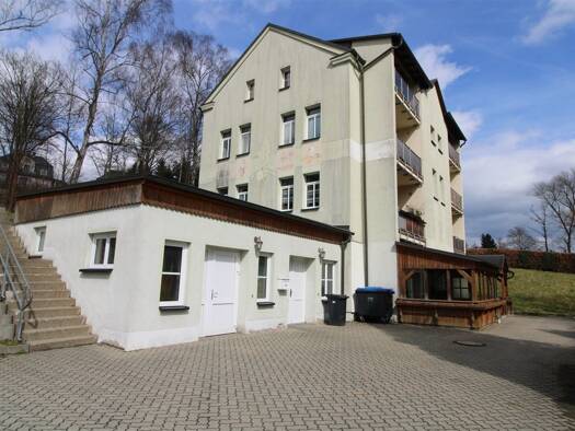 Bürofläche zur Miete 370 € 4 Zimmer 158 m² Bürofläche Adorfer Straße 65 Markneukirchen Markneukirchen 08258
