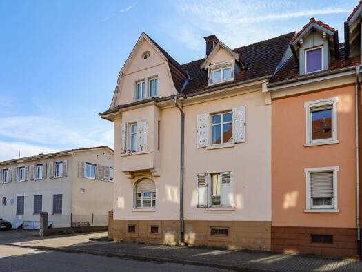 Mehrfamilienhaus zum Kauf 495.000 € 9 Zimmer 220 m² 425 m² Grundstück Schopfheim Schopfheim 79650