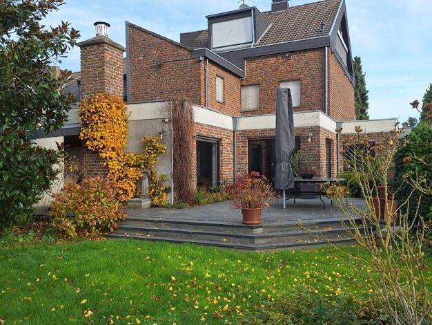 Doppelhaushälfte zum Kauf 699.000 € 7 Zimmer 204 m² 538 m² Grundstück Eilendorf Aachen 52080