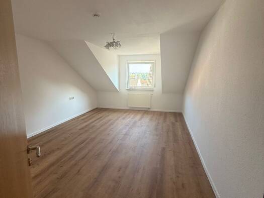 Wohnung zur Miete 850 € 2,5 Zimmer 70,5 m² Geschoss 1/2 frei ab sofort Ebersbach Ebersbach an der Fils 73061