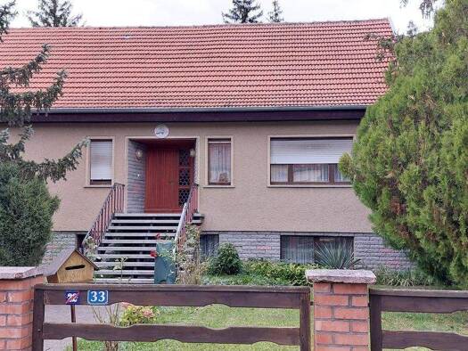 Einfamilienhaus zum Kauf 190.000 € 190 m² 10.360 m² Grundstück frei ab sofort Gladigau Osterburg (Altmark) 39606