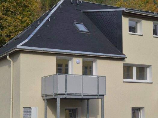 Wohnung zur Miete 709 € 4 Zimmer 81 m² Schwarzenberg 08340